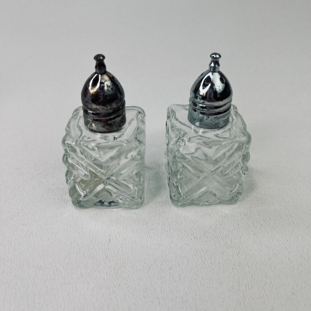 Vintage 1950's Leonard Japan Crystal Cut Glass Miniature Salt and Pepper Shakers